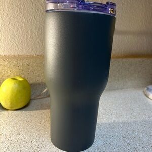 Stainless Steel Tumbler with Lid - Matte Black